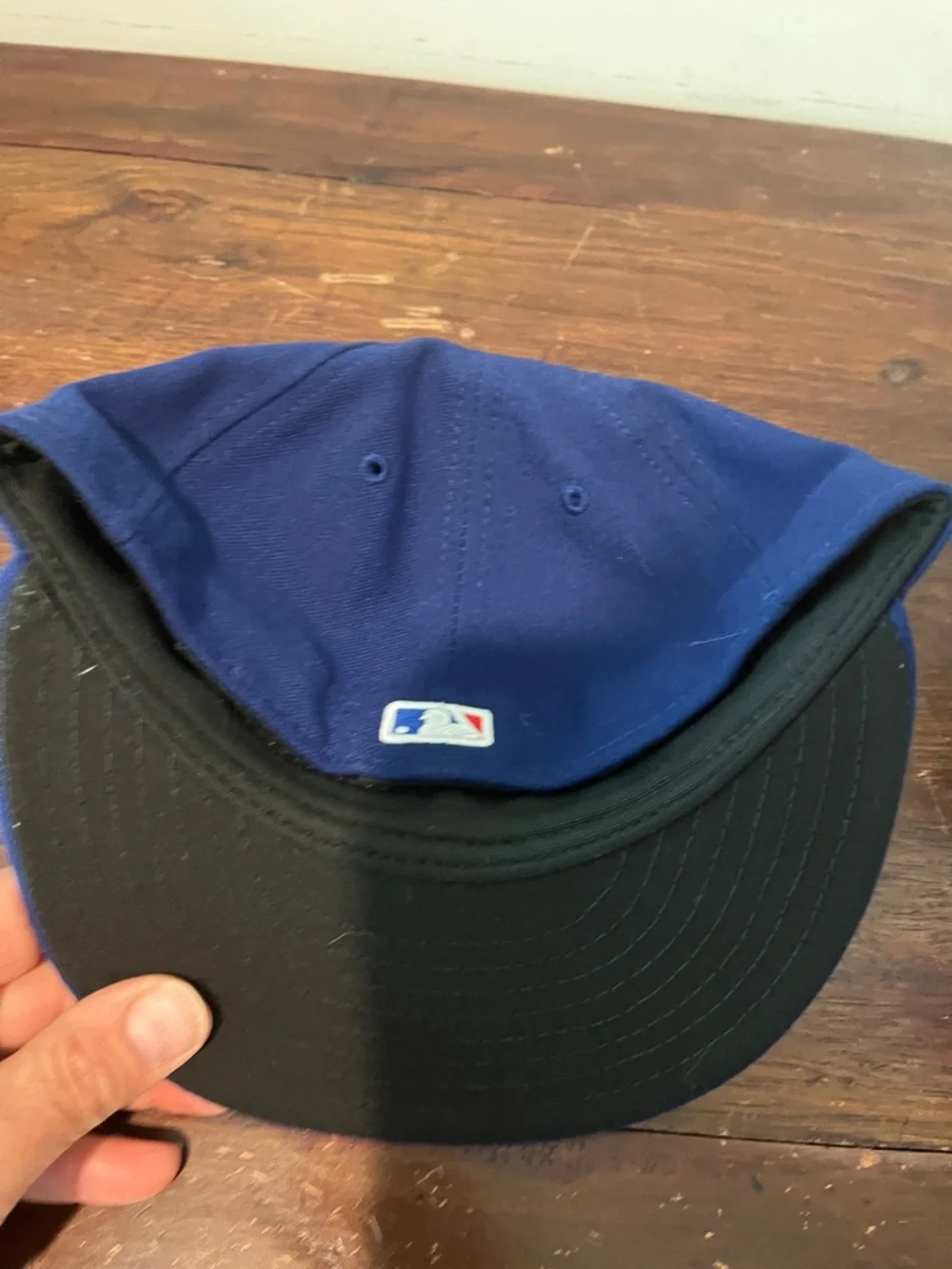 Blueon White lower case “a” Atlanta Braves vintage baseball cap 7 B - Picture 2 of 3